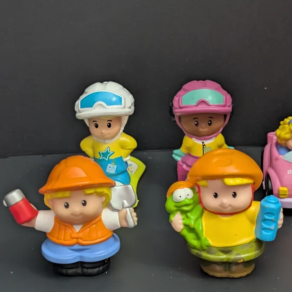Fisher Price Little People Lot 2-2026 D2 - Picture 2 of 6